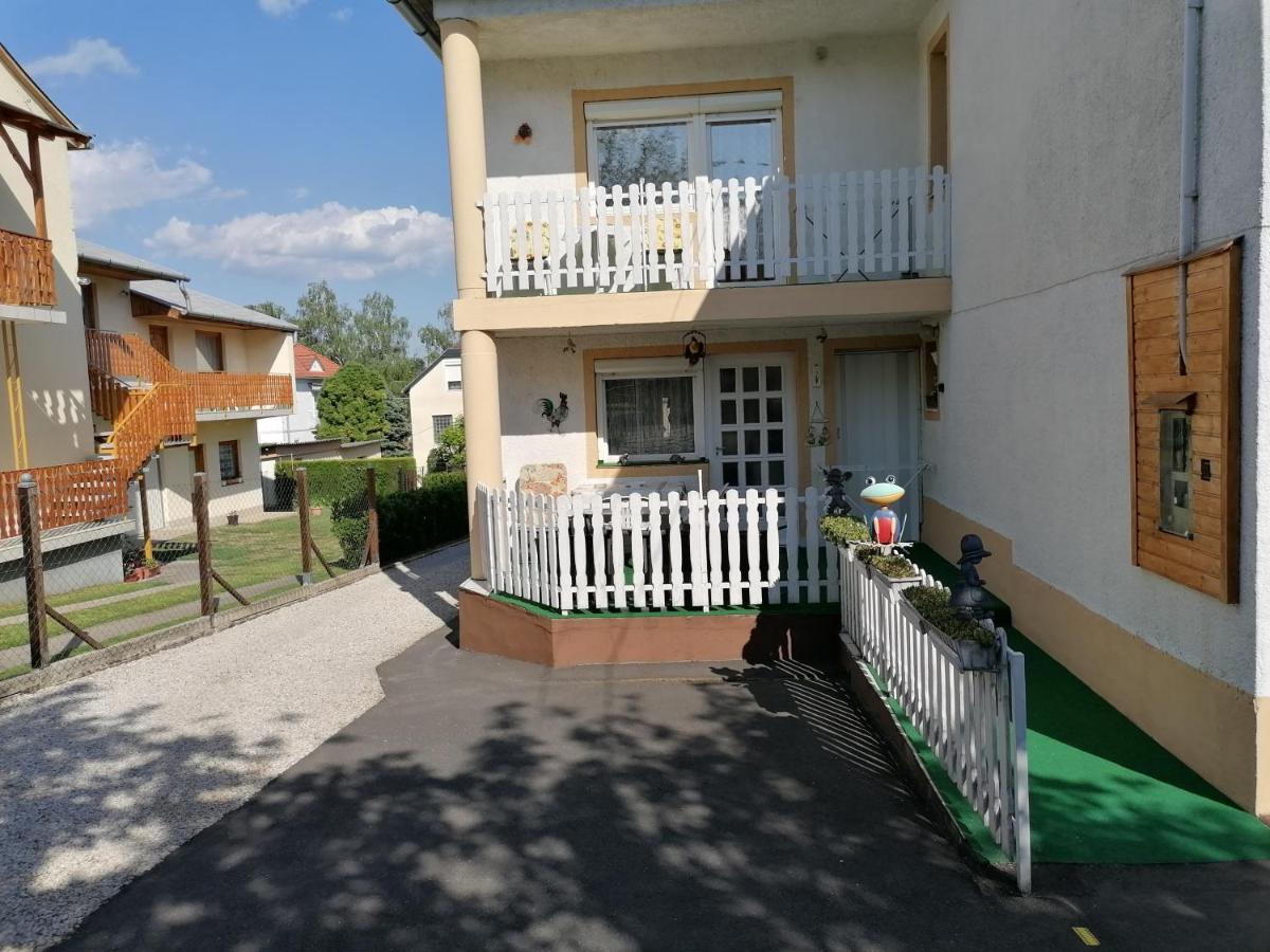 Ildiko Vendeghaz Heviz Appartement Buitenkant foto